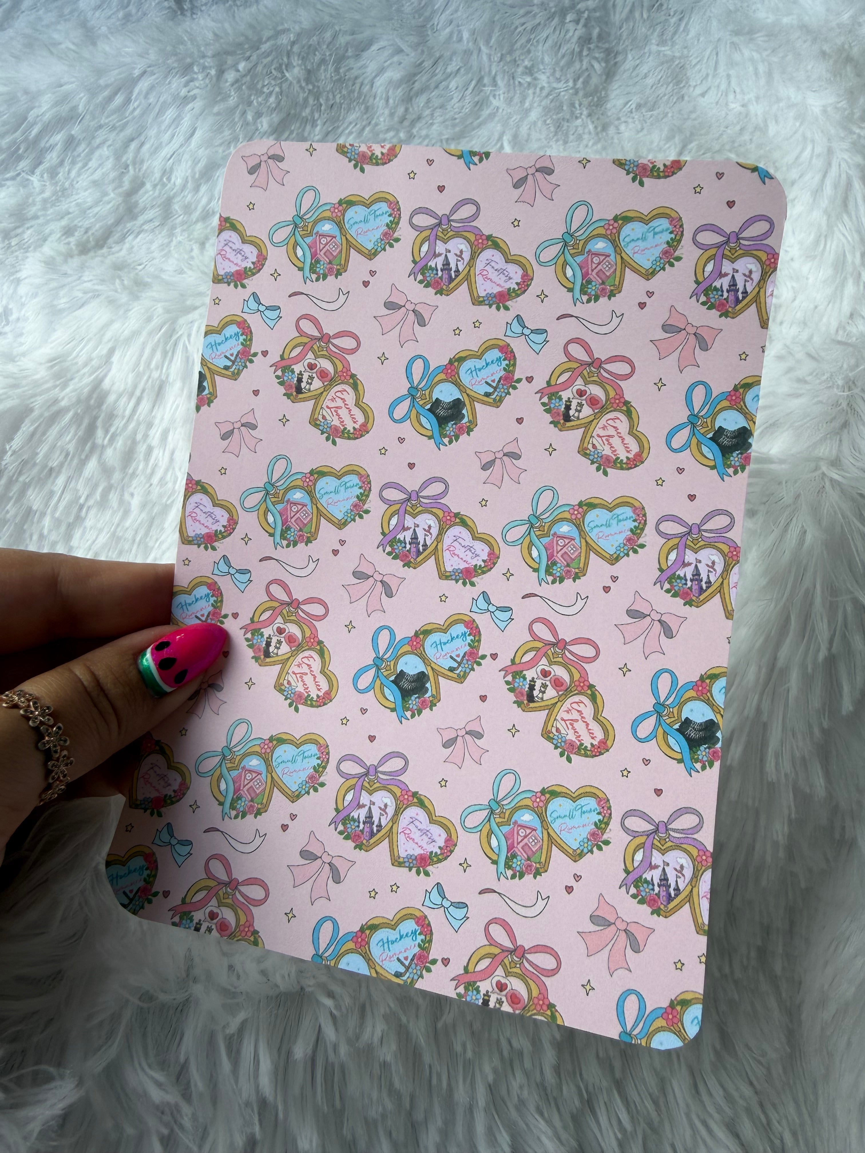 Trope Lockets Seamless Insert