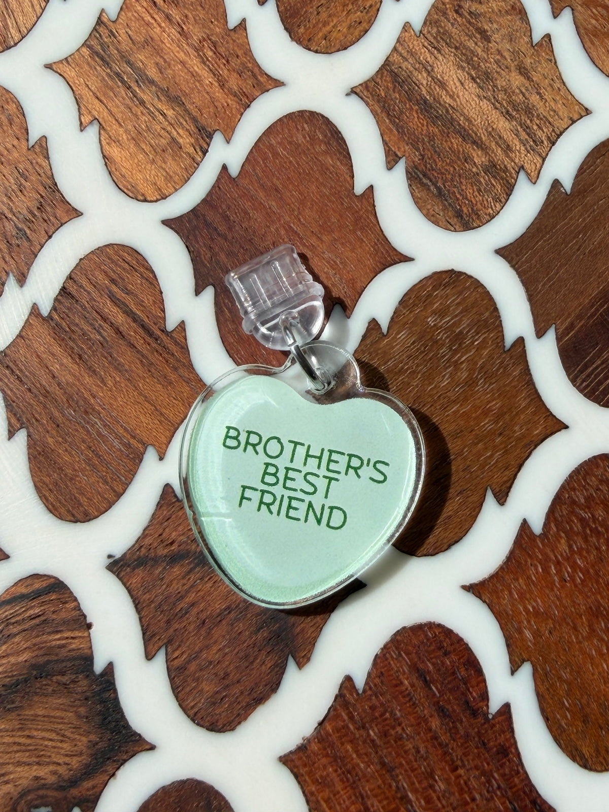 𝙱𝚘𝚘𝚔𝚒𝚜𝚑 𝚃𝚛𝚘𝚙𝚎𝚜 𝙳𝚞𝚜𝚝 𝙿𝚕𝚞𝚐𝚜