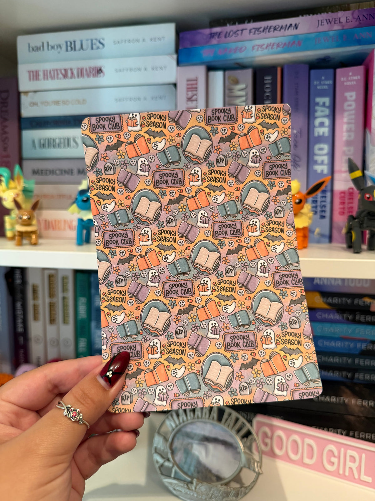 𝚂𝚙𝚘𝚘𝚔𝚢 𝙱𝚘𝚘𝚔 𝙲𝚕𝚞𝚋 𝙸𝚗𝚜𝚙𝚒𝚛𝚎𝚍 𝙳𝚘𝚘𝚍𝚕𝚎 𝙸𝚗𝚜𝚎𝚛𝚝